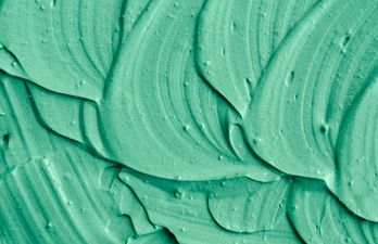 How to make your own seaweed face mask for a clearer complexion