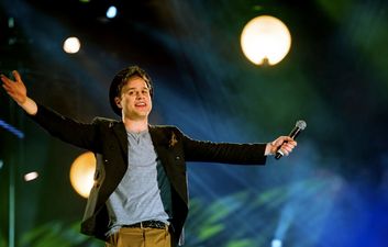 Oh My Goodness! Olly Murs vs The Daily Mail