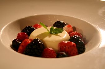 Cook With Avonmore: Vanilla Panna Cotta with Berries