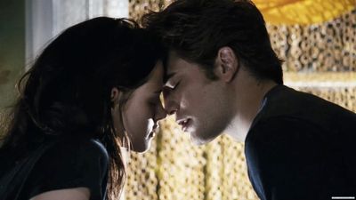 Into The Twilight Haze – New Documentary on Loving Vampires