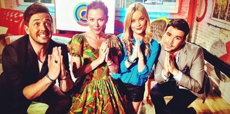 Want to Know the Secret to Always Taking a Good Picture? Laura Whitmore’s Got It!