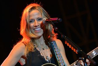 Sheryl Crow Gets Three-Year Restraining Order Against “Dangerous” Online User