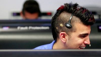 NASA Employee Becomes Online Sensation Because He’s Just So Attractive…