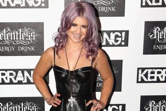 “It’s Not Sh*t!” Kelly Osbourne Has a Hilarious Fake Tan Disaster…