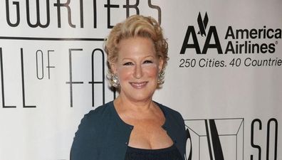 “Silly Beyond Belief” – Bette Midler Says Ariana Grande “Looks Ridiculous”