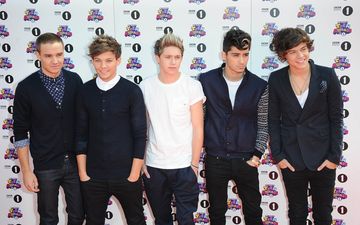 One D Do It Again… The Award-Scoopers Are Finding It Tough To Stop