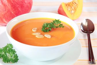 Get Seasonal with Her.ie’s Spicy Curried Pumpkin Soup with Toasted Pumpkin Seeds