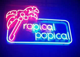 Totally Tropical – Transform Your Talons In Dublin’s Trendiest New Beauty Destination