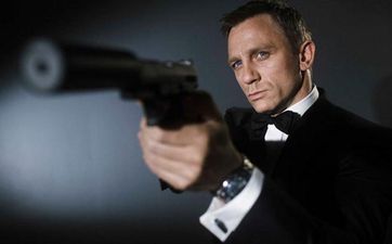 Soap Star Loves James Bond So Applies for Job at MI5
