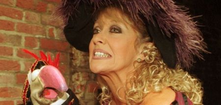 It’ll Be Alright On The Night – Panto Legend Twink Is Up In Court