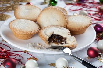 Step Away From The Mince Pies! Over-indulging Could Lower Your Life Expectancy