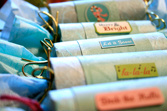 Christmas Wouldn’t Be Christmas Without A Cringe Cracker Joke!