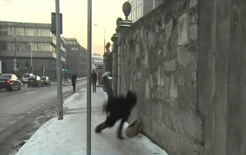 Watch Your Back, Christmas Is About… Why Some People Find The Festive Season Risky