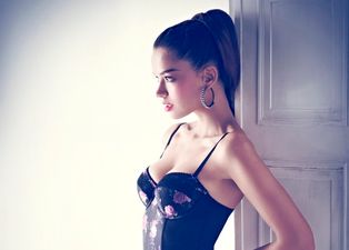 Santa Swag! Surprise Your Man With A Christmas Cracker!