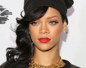 They Think It’s All Over – Rihanna Alludes To Split With Chris