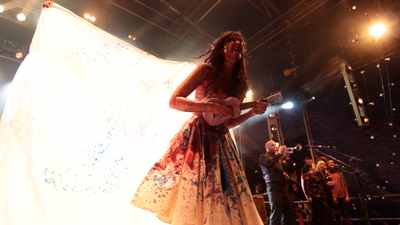 Oh Sew Lovely – Irish Songstress Donates Special Dress as a Good Deed For Christmas