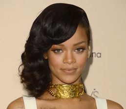 She’s Looking Well: RiRi Shows Off Her New, Longer Balayage ‘Do