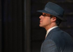 Ryan Gosling Suffered Major Wardrobe Malfunction On The Set Of New Movie Gangster Squad