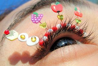 Getting An Eyeful – Is Eyelash Art The Latest Beauty Trend for 2013?