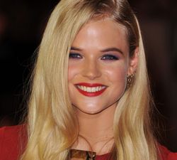 Style Star 2013: Actress Gabriella Wilde Has Her Sleek Sophisticated Red-Carpet Look Down Pat