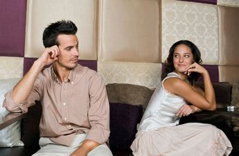 “Sorry I’m Washing My Hair That Night” How to Play Hard to Get