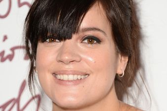 No Wonder She’s Smiling: Lily Allen Gives Birth to A…