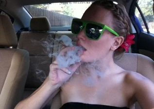 “Naked. Wet. Stoned”: US Teacher Placed On Leave Because Of Her Lewd Tweets And Photos (NSFW)