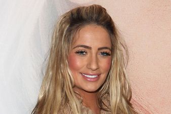 Chantelle Houghton Hits Out at Alex Reid for Tweet