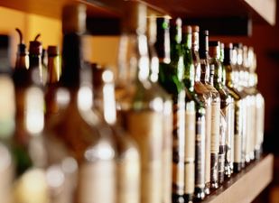 Ahhh, How Unromantic… What One Off Licence Has Suggested As The Perfect Valentine’s Gift