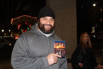 Could This Be Beyoncé? If So, It’s The Coolest Photobomb Ever