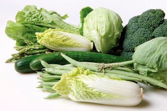 Eating One Portion Of Greens A Day Helps Beat Dementia in Old Age