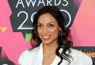 Totes Awks: Actress Splits From Director… Then Has to Face Him on Red Carpet