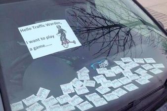 “I Want To Play A Game…” Cheeky Driver Decides To Get Even With The Local Traffic Wardens