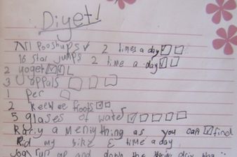“Eat 3 Appals & Do 34 Pooshups” Horrifed Mother Finds “Diyet” List In Her 7-Year-Old Daughter’s Bedroom