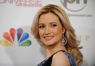 Former Playboy Bunny Holly Madison Gives The World A Peek Of Her Little Girl For The First Time