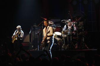 Going His Own Way: Musician Ends 17-Year Marriage