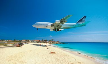 Be A Cash-Savvy Sun-Seeker: Irish Holidaymakers Told How To Save Hundreds On Flights This Summer