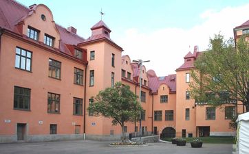 A New Low: Modelling Agencies Targeting Patients At Eating Disorder Clinic