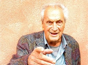 Italian Fashion House Founder Missoni Dies, Aged 92