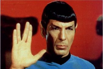 Live Long And Prosper – The Vulcan Salute Is The New Celebrity Wave