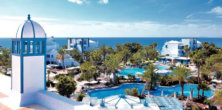 REVIEW: Lanzarote – Six Nights in a Red Rock Paradise