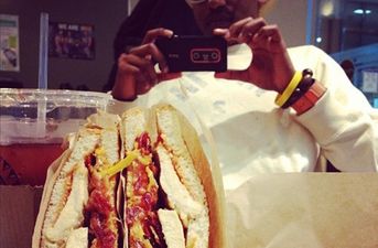 Love To Share Snaps Of Your Food? This Psychiatrist Thinks You Have A Problem