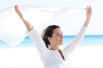 Moving Forward & Letting Go: How To Deal With Those Pesky Life Regrets