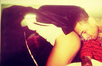 Return Of The Ex… Karrueche Tran Shares A Raunchy Tweet Of Herself And Chris Brown