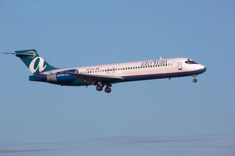 “I Am Turning This Plane Around Right Now” – Airline Throws 100 Teens Off Their Plane