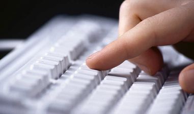 “Breast Selection Is Good And Continental”: WHAT Is This Trip Advisor Comment Saying?!