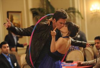 New Girl Star “Very Excited” About Pregnancy