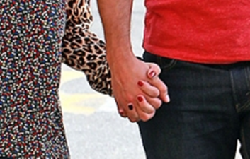 Form An Orderly Queue, Superman Is Single Again