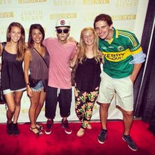 PHOTO: First Fassbender, Now Justin Bieber: This Kerry Jersey Clad Lad Sure Knows How to Meet the Stars