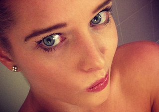 Too “Pasty” To Sleep: Helen Gets Spray Tan At 1.30am